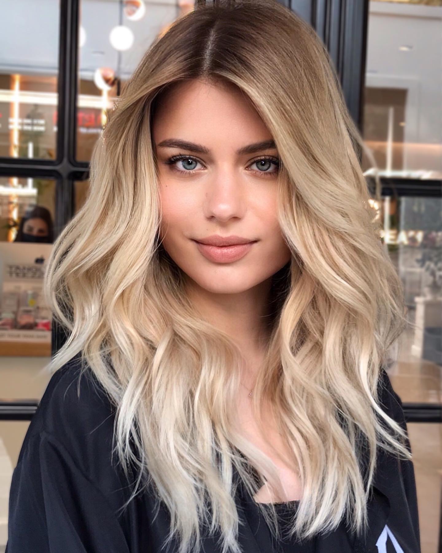 Long Blonde Ombre Hair with Layers